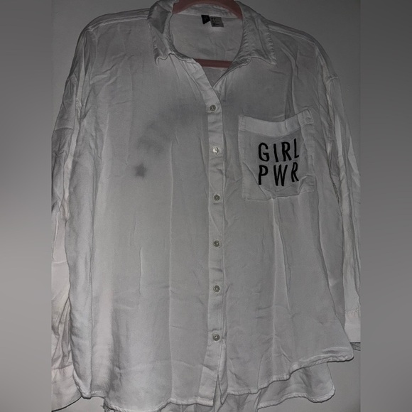H&M Tops - H&M White Button-Up Shirt with 'GIRL PWR' Pocket